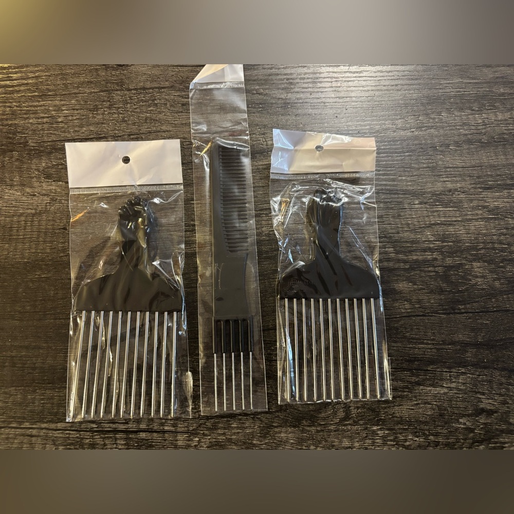 New‎ in Package Set of 3 Hair Combs and Picks. 2 Picks 1 Comb Metal and Plastic